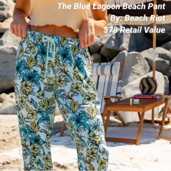 NWOT The Blue Lagoon Beach Pant | By: Beach Riot I
Size Large | Retail: $78 - Picture 5 of 6